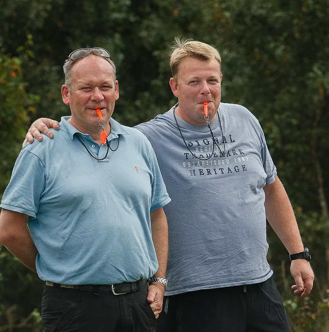 michael-og-palle-med-fljte-i-mund_1JJ9912-1-copy